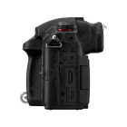 Mirrorless con funzionalita streaming e registrazione video a 10 bit C4K 60p/50p.